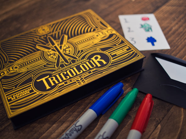 TricolourBoxandPens_grande.jpg 